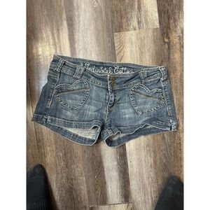 Women's Y2K industrial cotton heart embroidered denim booty shorts size 11